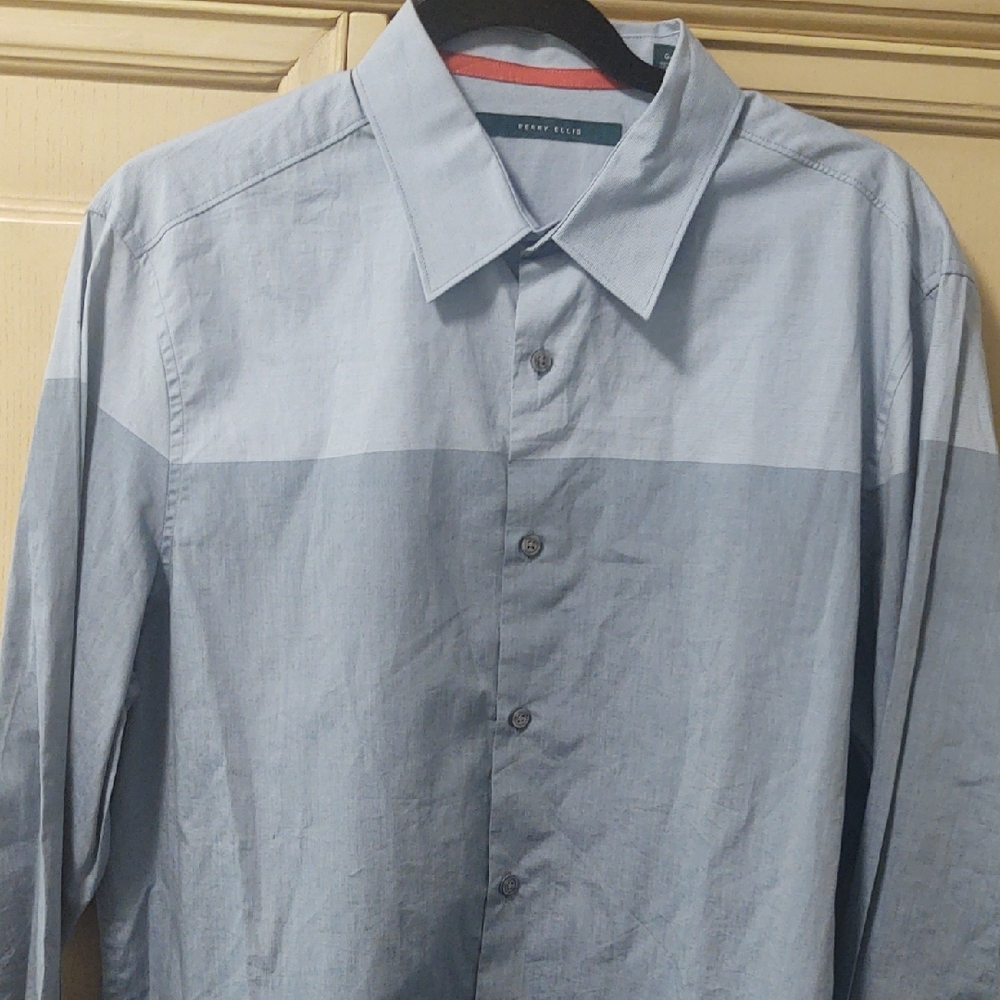 Perry Ellis Men's Two-Tone Blue Button-Down Shirt